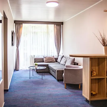 Apartamentai S.neries 14 Alanga パランガ