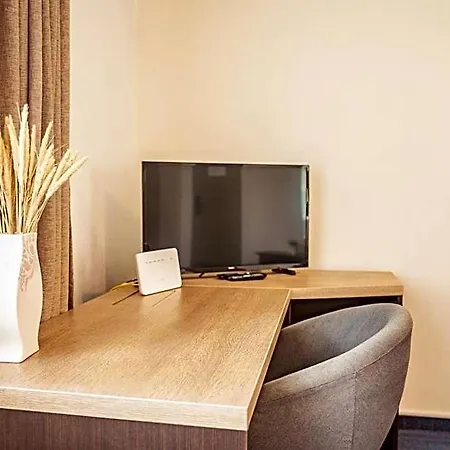 Butas Apartamentai S.neries 14 Alanga